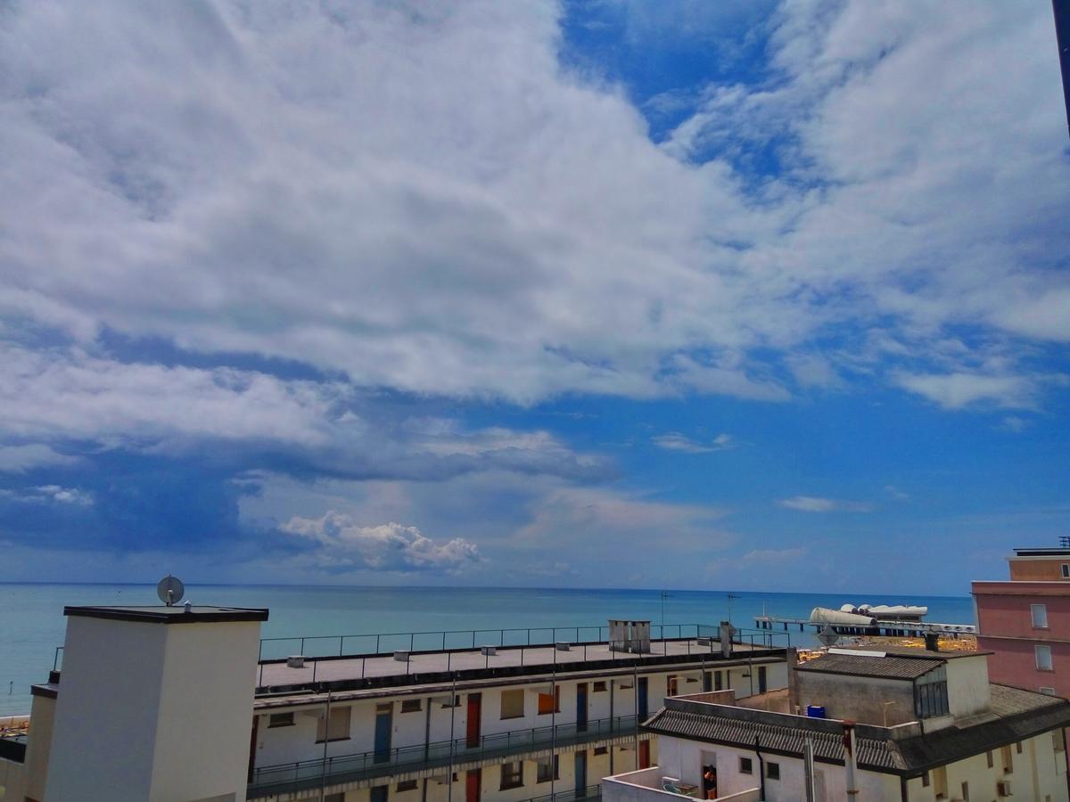 Residenza Edda Lignano Sabbiadoro Exterior foto